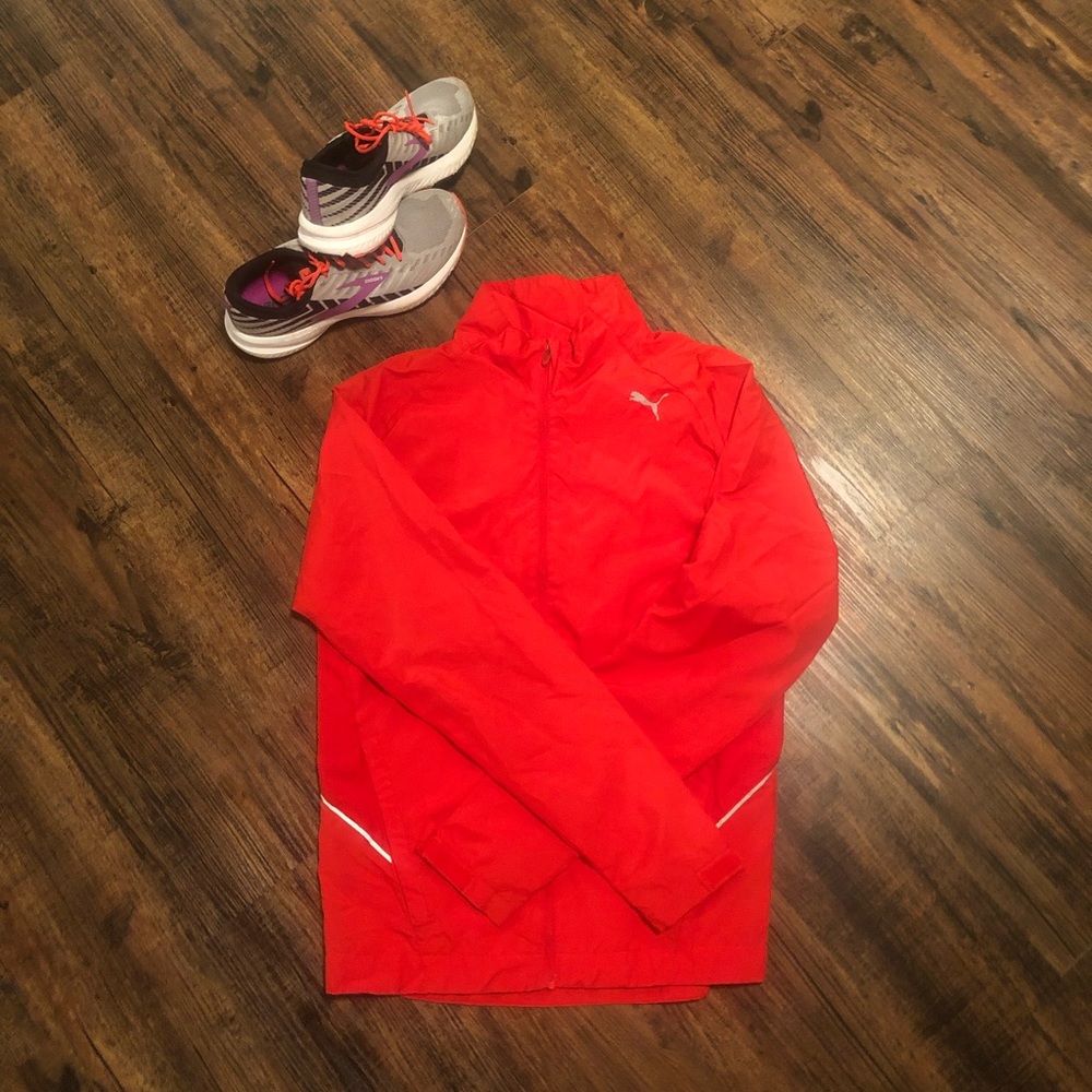 XS puma running jacket.